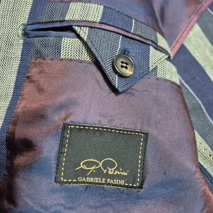 [SOLD OUT] 가브리엘 파시니 금장 자켓/52