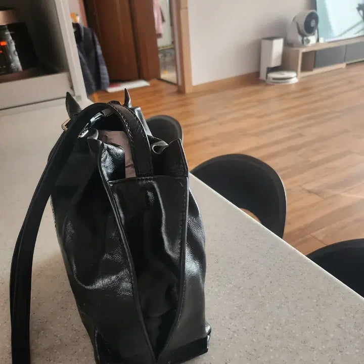 [BUNJANG] Jill Stuart Drawstring Crossbody Bag / 질스튜어트가방