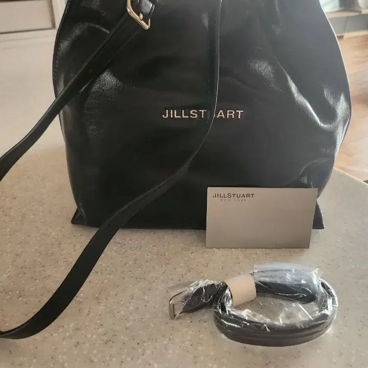 [BUNJANG] Jill Stuart Drawstring Crossbody Bag / 질스튜어트가방