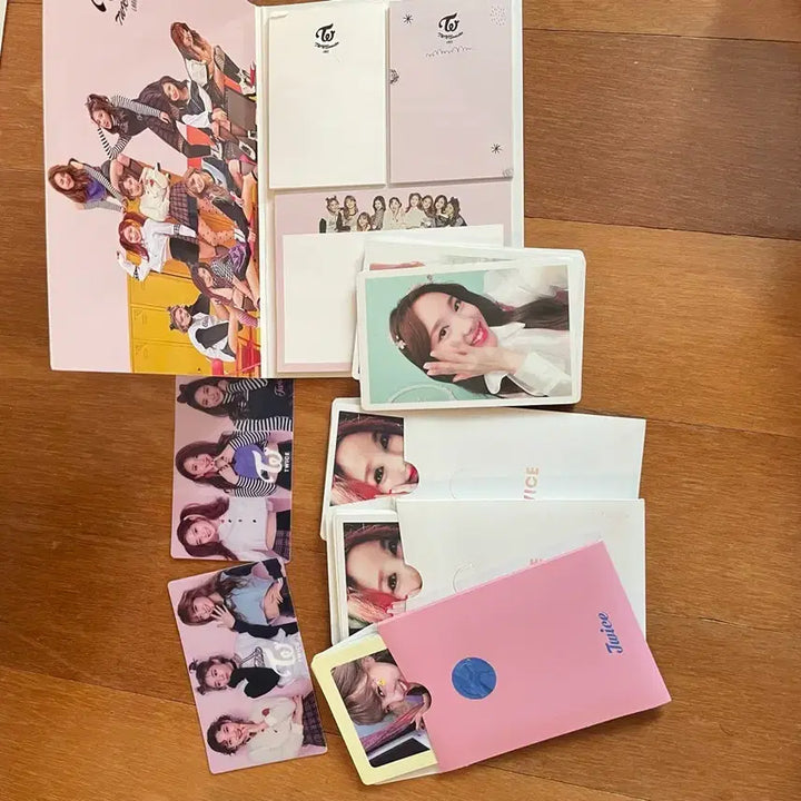 [SOLD OUT] 트와이스 앨범 및 포카