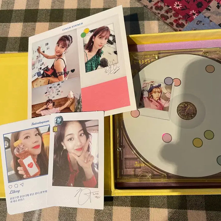 [SOLD OUT] 트와이스 앨범 및 포카