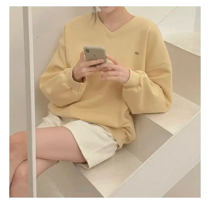 [BUNJANG] Purin Butter Yellow Sweatshirt / 푸린맨투맨 -버터옐로우 색상