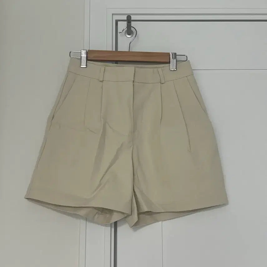 [BUNJANG] Dalde 4-Part Pintuck Cotton Shorts Beige M / 달데 4부 핀턱 면 반바지 베이지 m 사이즈