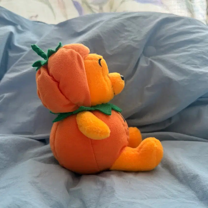 [BUNJANG] Disney Genuine Winnie the Pooh Halloween Pumpkin Costume Vintage Doll / 디즈니 정품 곰돌이푸 할로윈 호박 코스튬 빈티지 인형