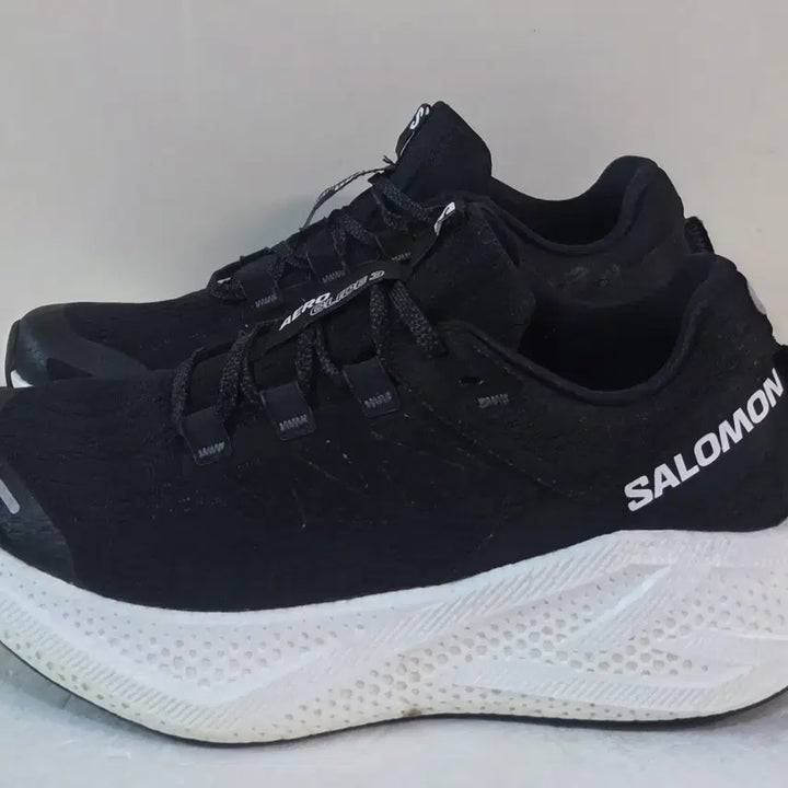 [BUNJANG] Salomon Aeroglide 3 Black White - Discontinued Model / [280] 살로몬 에어로 글라이드3 블랙화이트ㅡ단종매물