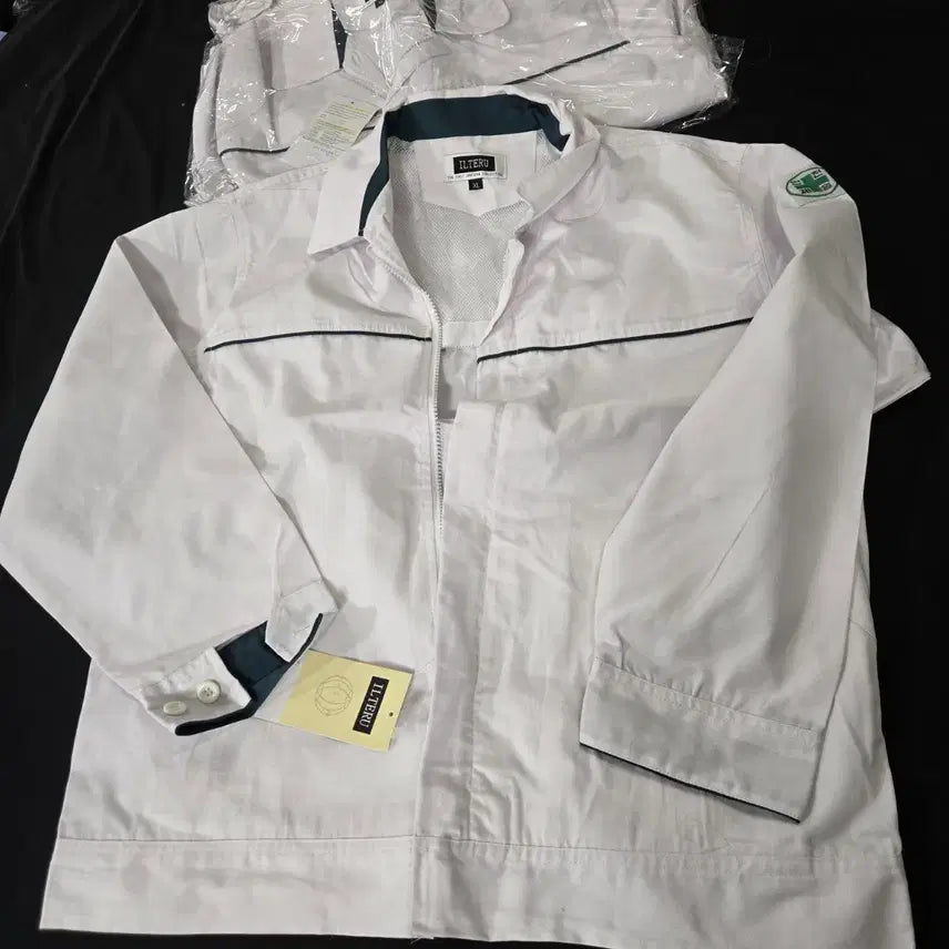 [BUNJANG] Generic White Work Uniform Top / 흰색작업복(2장)위생복 상의 점퍼 새상품