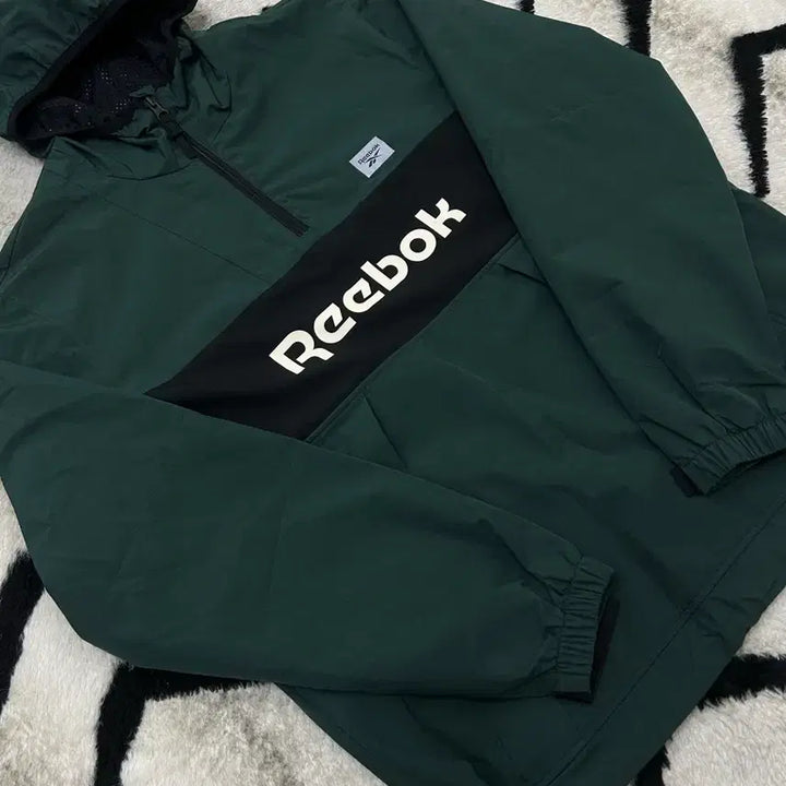 [BUNJANG] Reebok Classic Big Logo Hooded Anorak - Green / [L]리복 클래식 빅로고 후드 아노락/그린