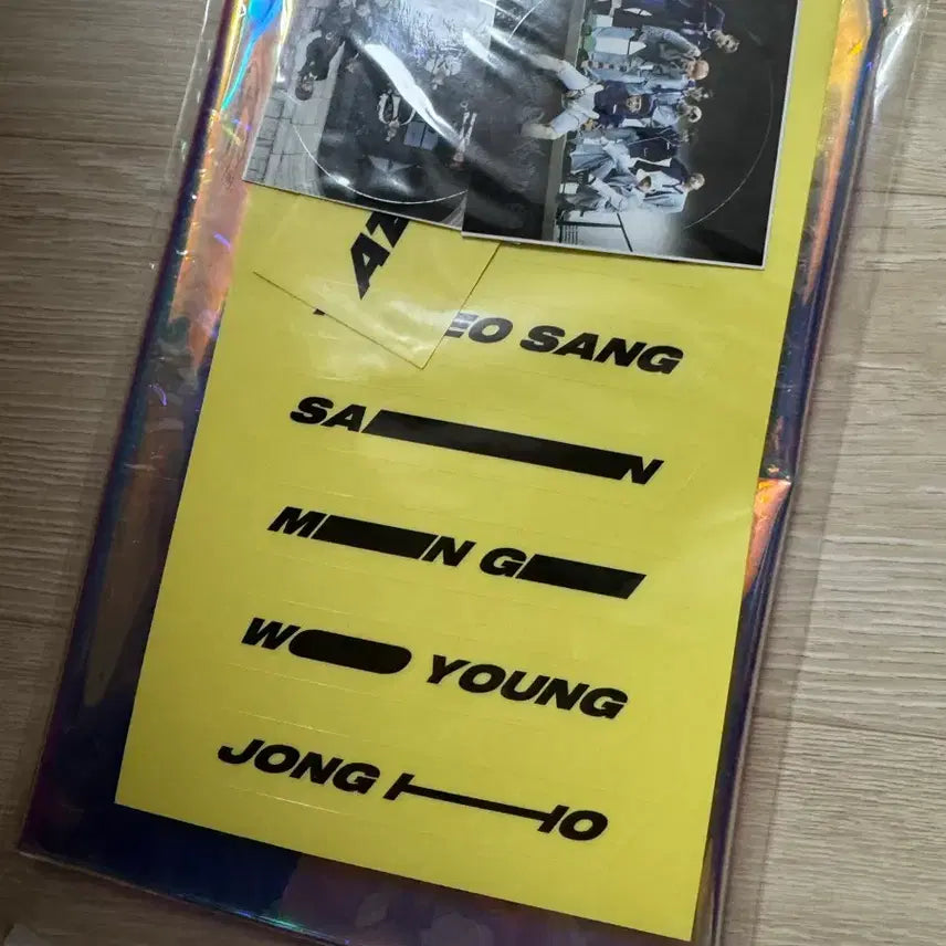 [BUNJANG] ATEEZ Official Transparent Pouch &amp; Name Sticker Set / 에이티즈 공식 굿즈 공굿 투명 파우치 네임스티커