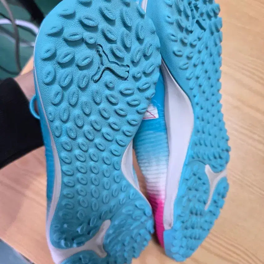 [BUNJANG] Puma Future 8 Recharge TF Soccer Cleats / 푸마 퓨처8 리차지 tf 250 판매