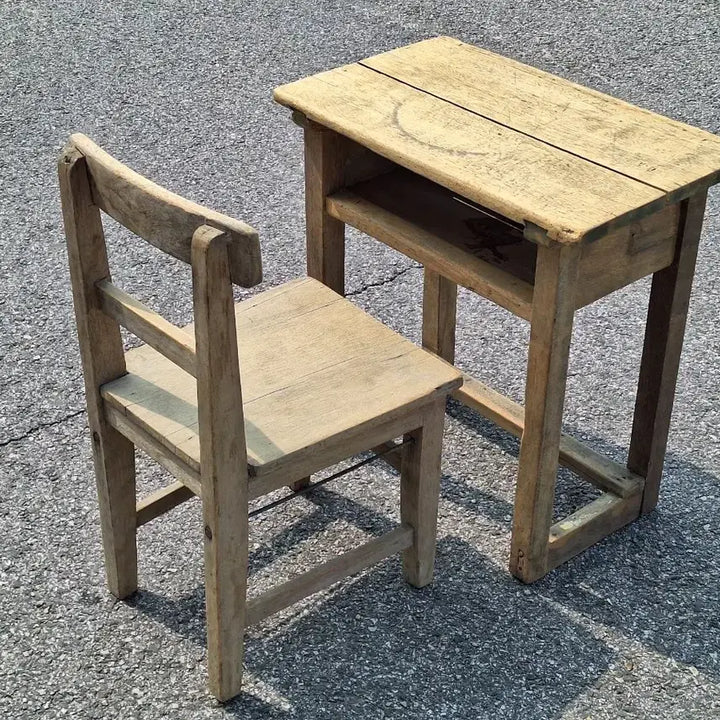 [BUNJANG] Vintage Elementary School Wooden Chair and Desk / 근대사 수집 자료 옛날 국민학교 나무 의자 걸상