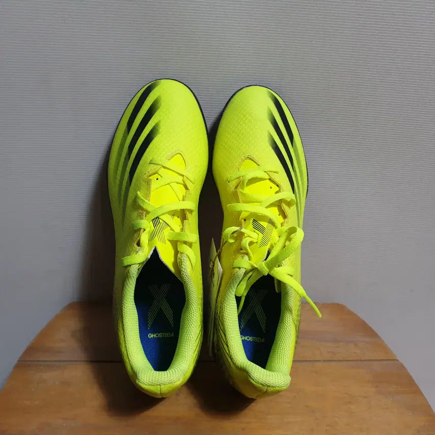 [SOLD OUT] 아디다스풋살화/260