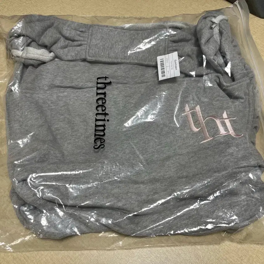 [SOLD OUT] 쓰리타임즈 먼치킨 숄더백 그레이 새상품