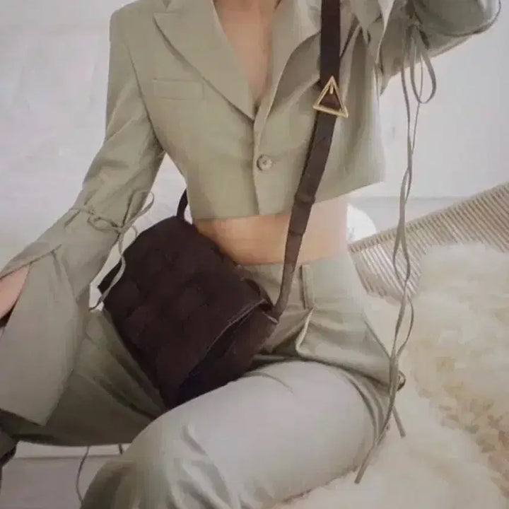 [BUNJANG] MinaSong Latte Crop Jacket / 민아송 라떼 크롭 자켓 셋업