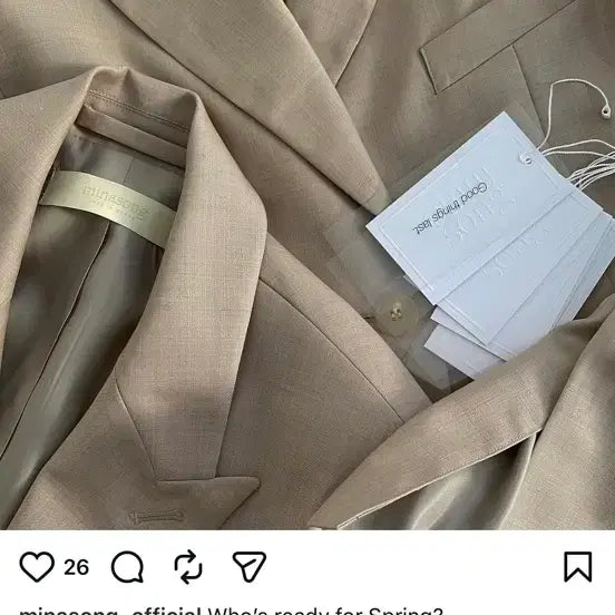 [BUNJANG] MinaSong Latte Crop Jacket / 민아송 라떼 크롭 자켓 셋업