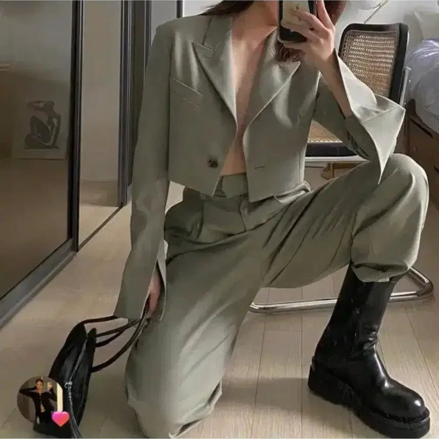 [BUNJANG] MinaSong Latte Crop Jacket / 민아송 라떼 크롭 자켓 셋업
