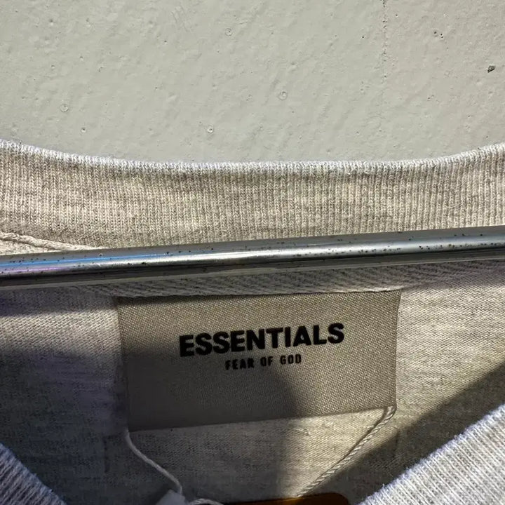 [BUNJANG] Fear of God Essential Boxy T-Shirt / 에센셜 피어오브갓 박시 티셔츠