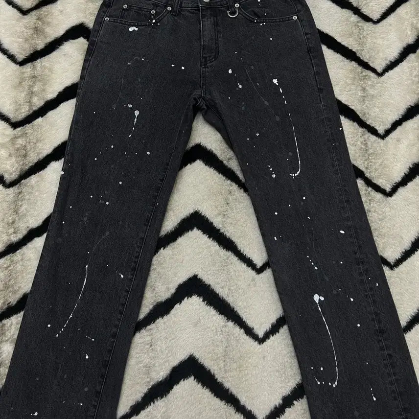 [BUNJANG] Tony Wek Painting Ankle Denim Pants / [32]토니웩 페인팅 Ankle 데님 팬츠/흑청