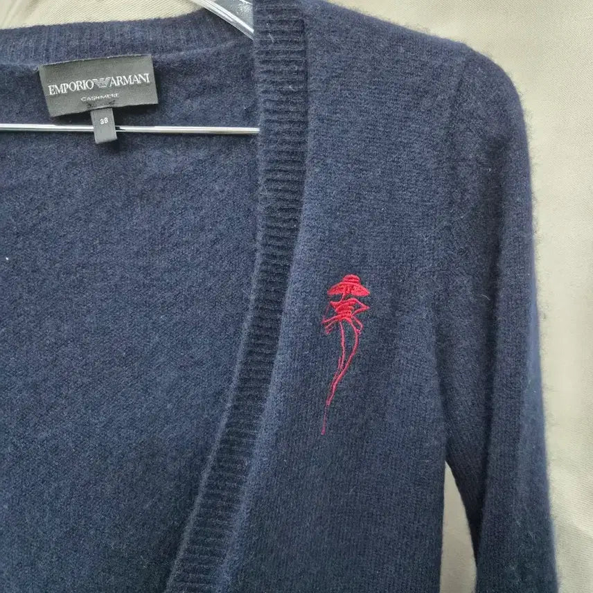 [BUNJANG] Emporio Armani Cashmere Cardigan Navy / 엠포리오 아르마니 캐시미어 가디건 네이비