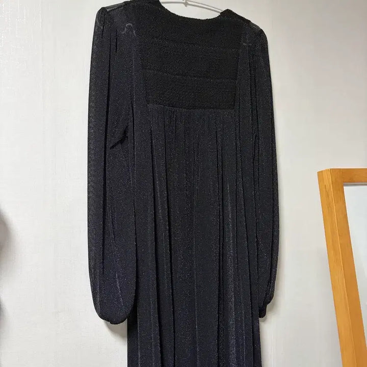 [BUNJANG] Zara Sheer Midi Dress / Zara 블랙 쉬어 미디 드레스