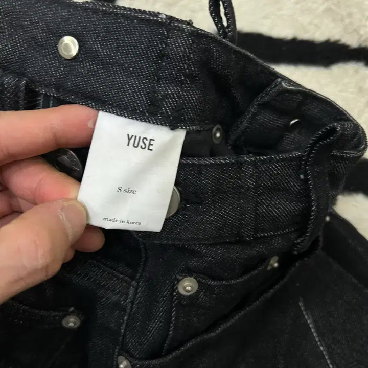 [SOLD OUT] [S]YUSE 하이웨스트 부츠컷/흑청