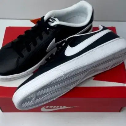 [BUNJANG] Nike Court Royale Black/White Sneakers (Multiple Sizes) / 나이키 코트로얄 255 260 270 285 290