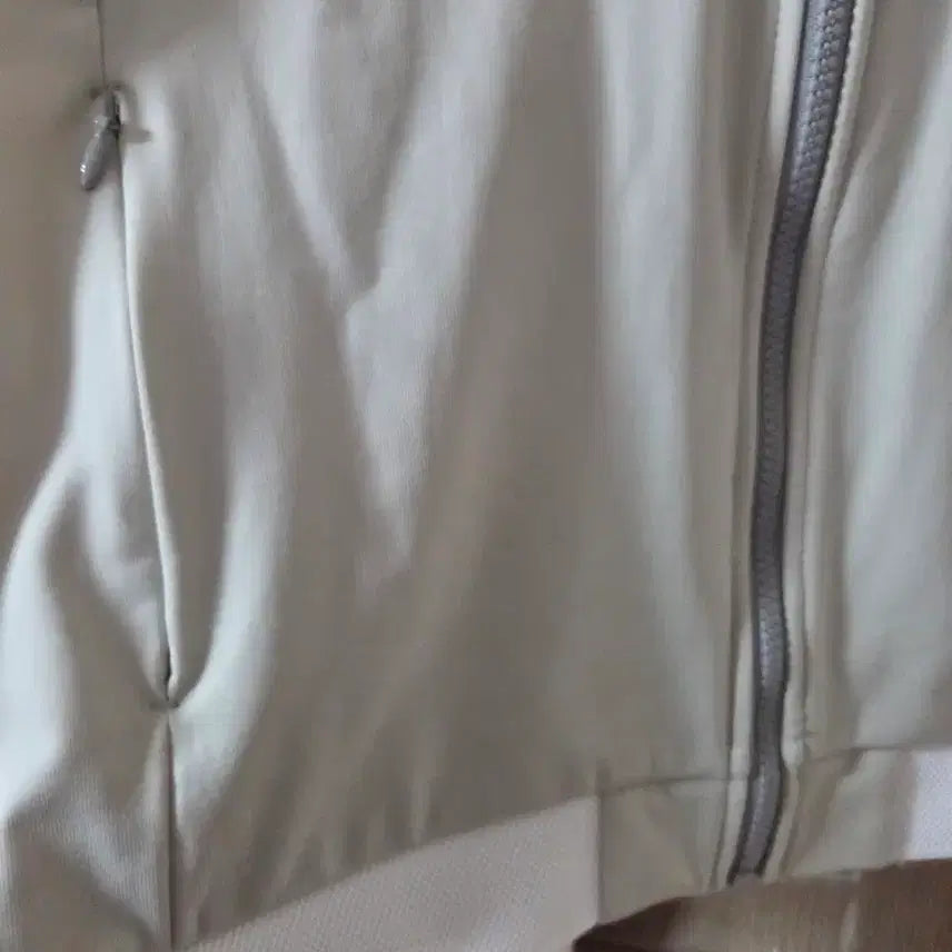 [BUNJANG] 8seconds Ivory Bomber Jacket / 8seconds 에잇세컨즈 아이보리 봄버 자켓