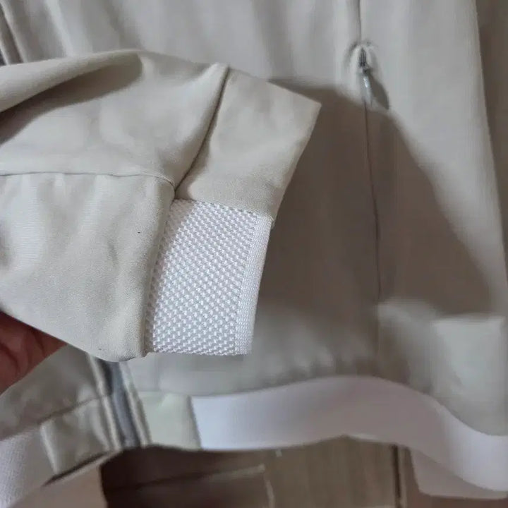 [BUNJANG] 8seconds Ivory Bomber Jacket / 8seconds 에잇세컨즈 아이보리 봄버 자켓