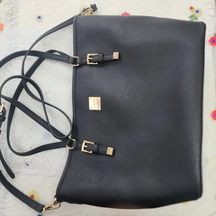 [BUNJANG] Sisley Black Handbag Tote Shoulder Bag / 시슬리~블랙 핸드백 토트백 숄더백 수납공간 넉넉