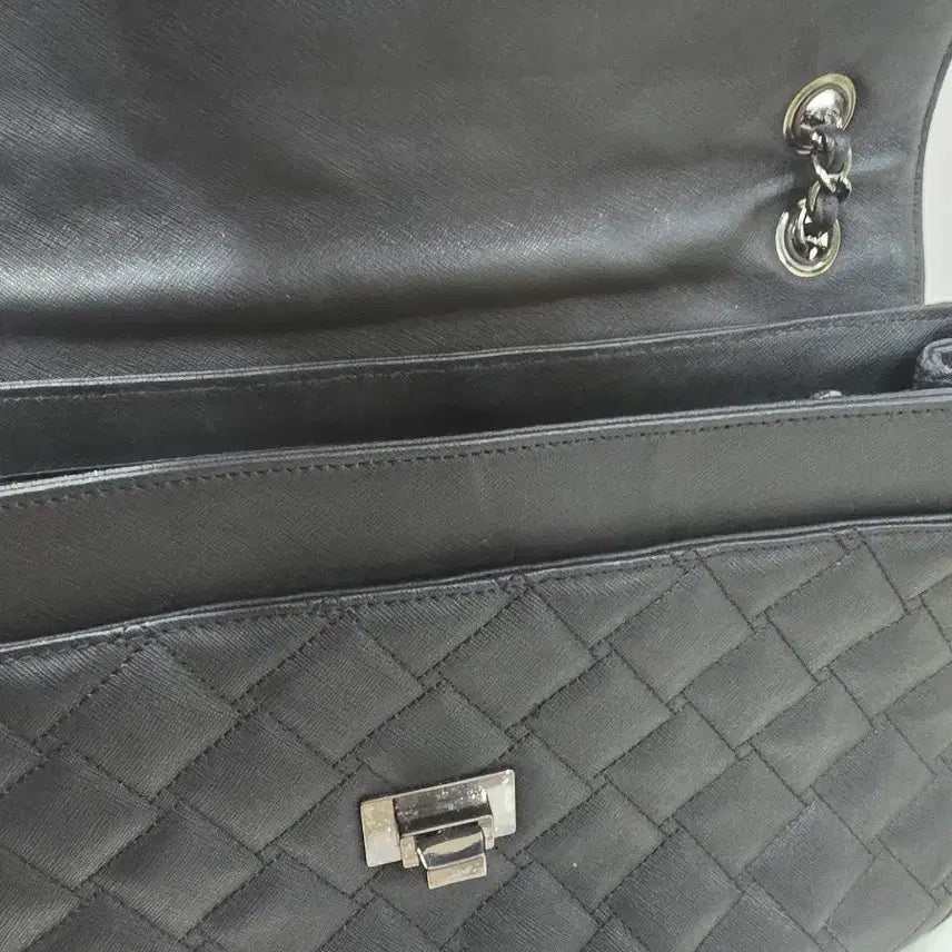 [BUNJANG] Sisley Black Chain Bag / 시슬리 블랙  체인백