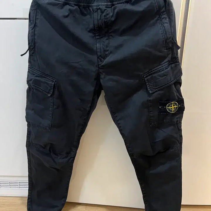 [BUNJANG] Stone Island 23FW Denim Jogger Pants (Washed Black) / 23fw 스톤아일랜드 데님조거바지 32-34