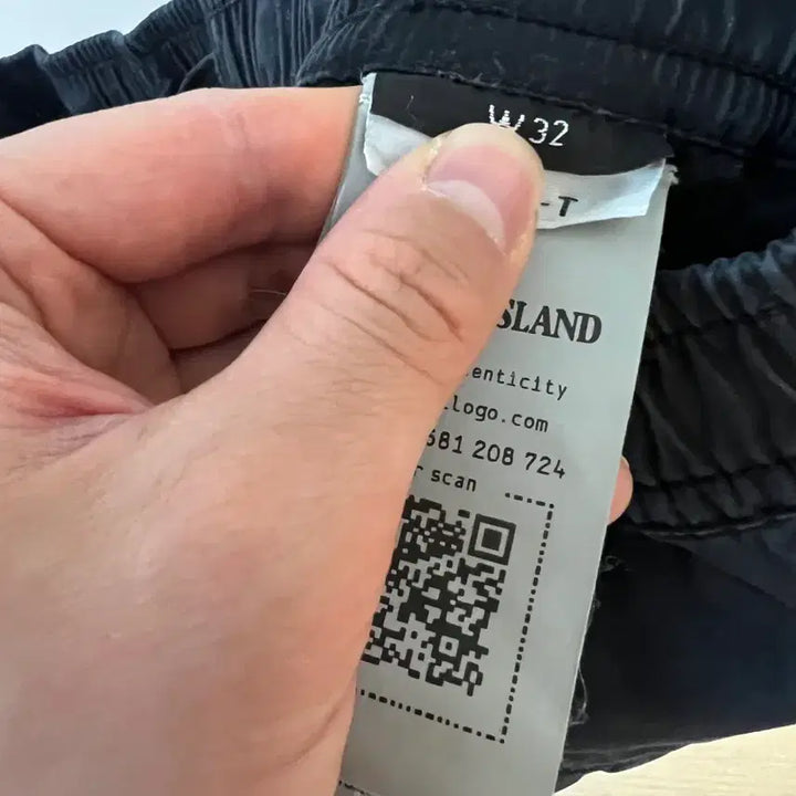 [BUNJANG] Stone Island 23FW Denim Jogger Pants (Washed Black) / 23fw 스톤아일랜드 데님조거바지 32-34