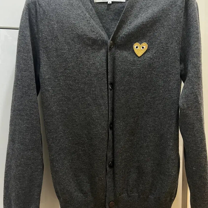 [BUNJANG] Comme des Garçons Gold Emblem Cardigan Charcoal M / 꼼데가르송 골드와펜가디건 M