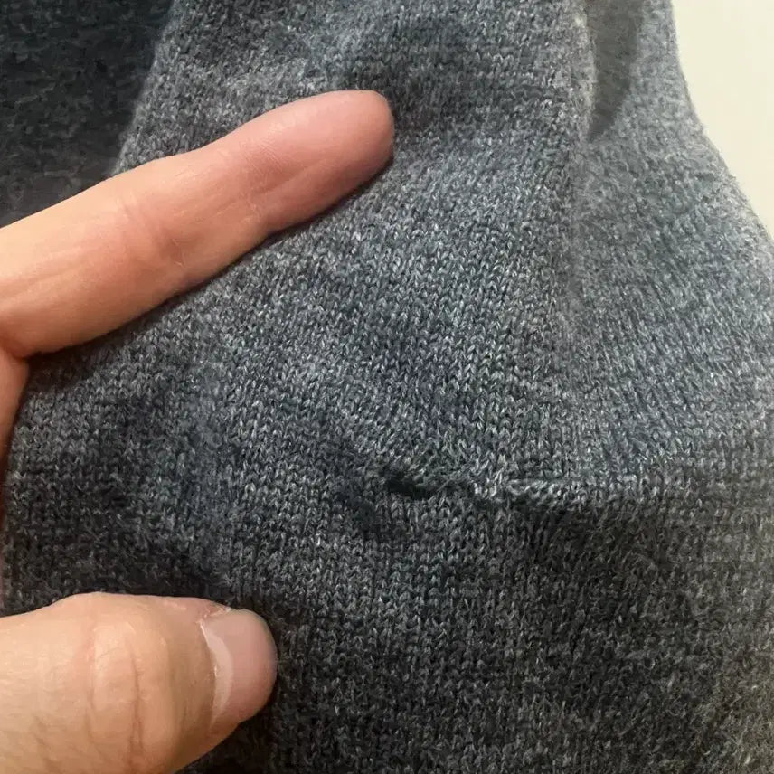 [BUNJANG] Comme des Garçons Gold Emblem Cardigan Charcoal M / 꼼데가르송 골드와펜가디건 M