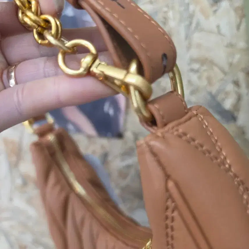 [BUNJANG] GEIGER Quilted Rempel Hobo Bag Brown / GEIGER 퀼팅 램펠 호보백 브라운