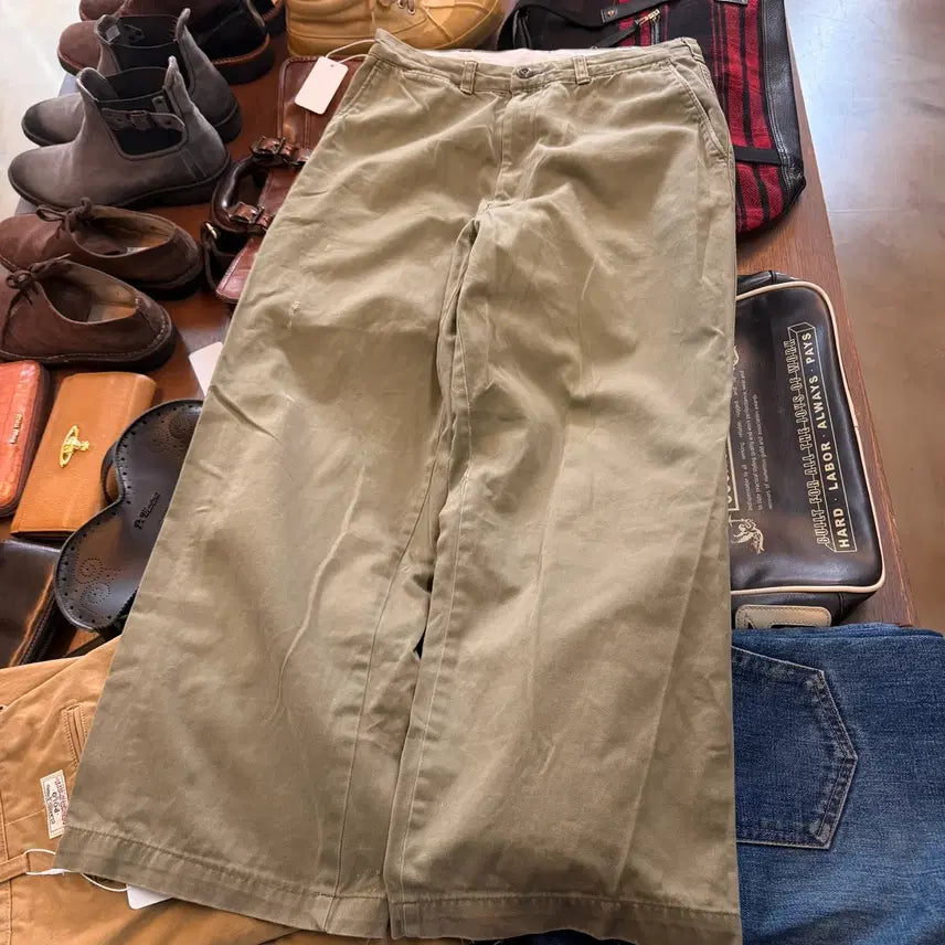 [BUNJANG] Schott NYC Olive Chino Pants with Damage - 30/31 / 쇼트 NYC 일본생산 올리브 치노 팬츠 데미지 힐바이트 30 31