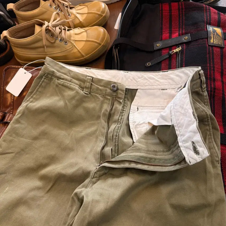 [BUNJANG] Schott NYC Olive Chino Pants with Damage - 30/31 / 쇼트 NYC 일본생산 올리브 치노 팬츠 데미지 힐바이트 30 31