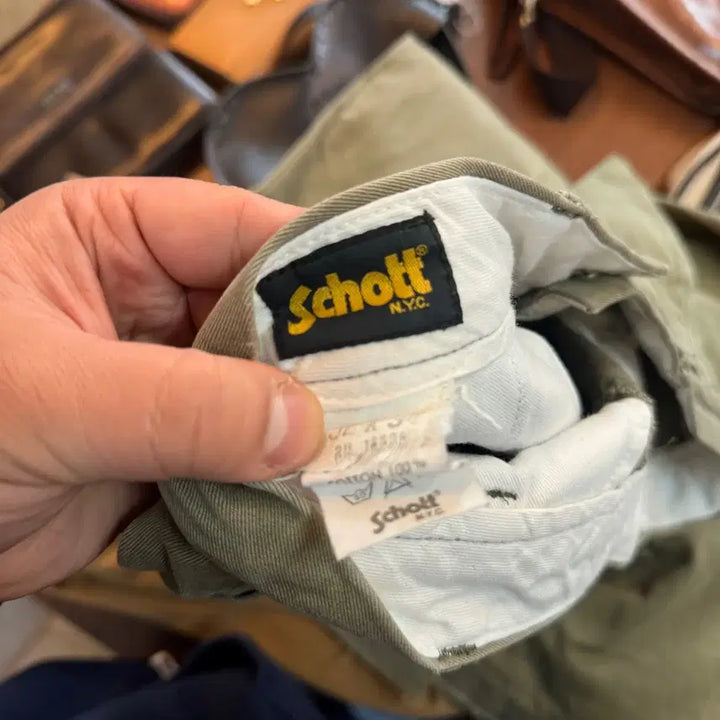 [BUNJANG] Schott NYC Olive Chino Pants with Damage - 30/31 / 쇼트 NYC 일본생산 올리브 치노 팬츠 데미지 힐바이트 30 31