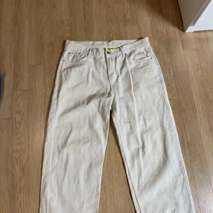 [BUNJANG] Weeekenders Chain Stitch Denim Pants / 위캔더스 CHAIN STITCH DENIM PANTS
