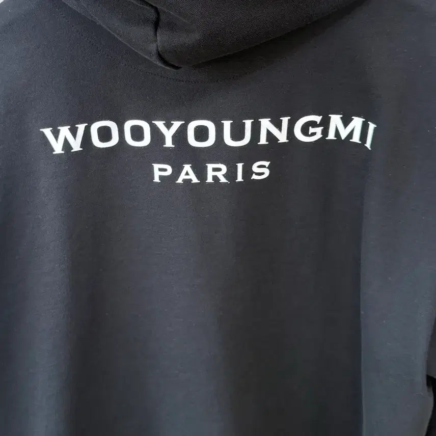 [SOLD OUT] 25FW 우영미 백로고 후드집업 50