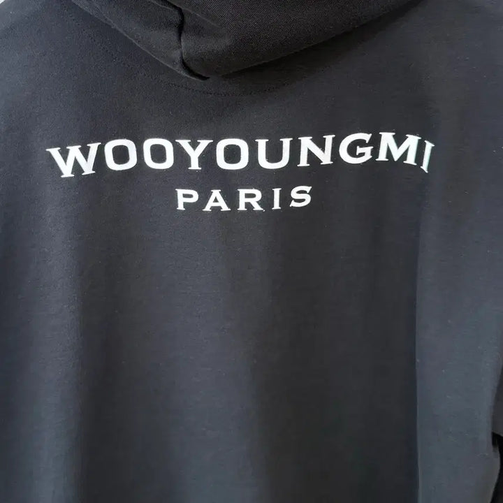 [SOLD OUT] 25FW 우영미 백로고 후드집업 50