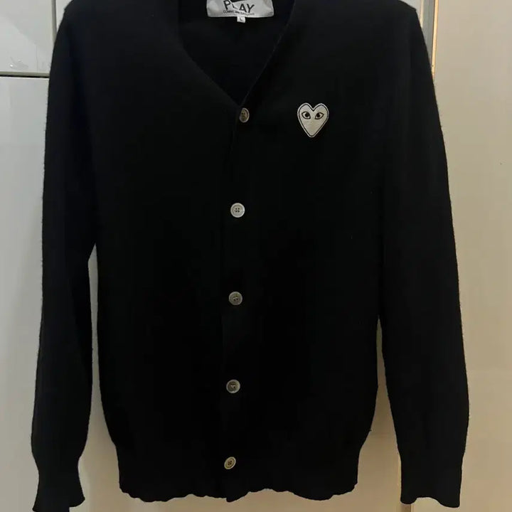 [BUNJANG] Comme des Garçons White Heart Patch Cardigan / 꼼데가르송 화이트와펜가디건 100사이즈