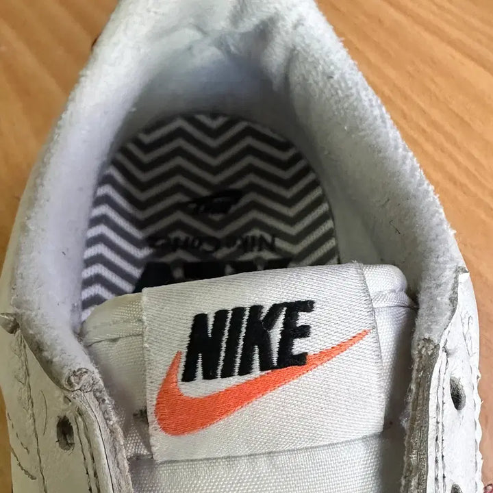 [BUNJANG] Nike Classic Cortez Forrest Gump 2017 Sneakers / NIKE CLASSIC CORTEZ FORREST GUMP 2017