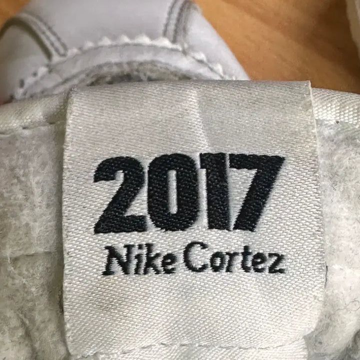 [BUNJANG] Nike Classic Cortez Forrest Gump 2017 Sneakers / NIKE CLASSIC CORTEZ FORREST GUMP 2017