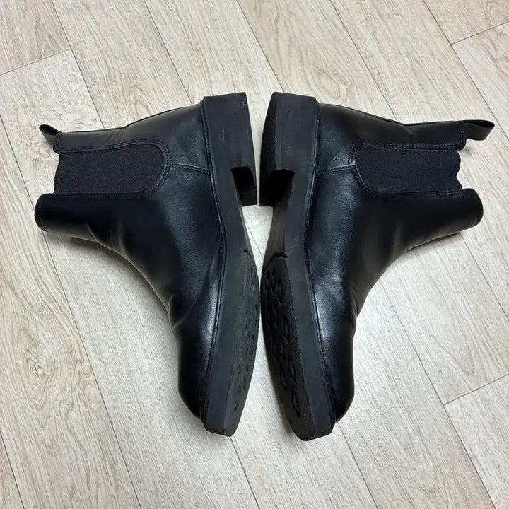 [SOLD OUT] [새상품급] 파스코로젠 첼시 부츠 블랙 (255~260)