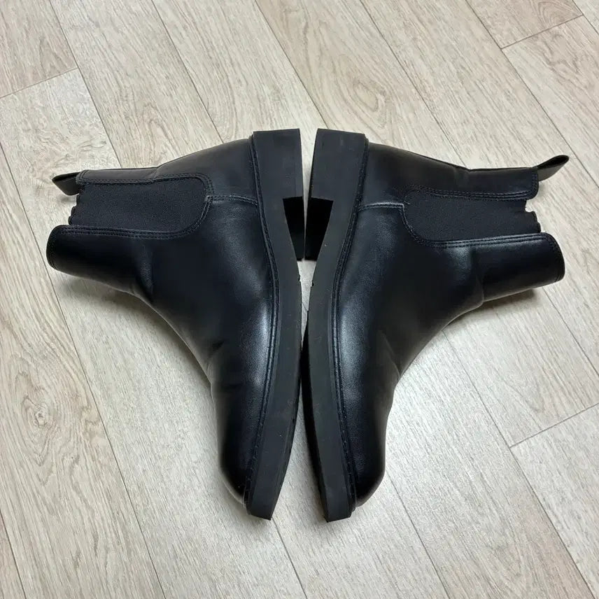 [SOLD OUT] [새상품급] 파스코로젠 첼시 부츠 블랙 (255~260)