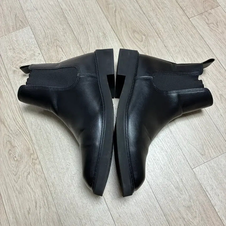 [SOLD OUT] [새상품급] 파스코로젠 첼시 부츠 블랙 (255~260)