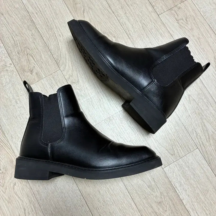 [SOLD OUT] [새상품급] 파스코로젠 첼시 부츠 블랙 (255~260)