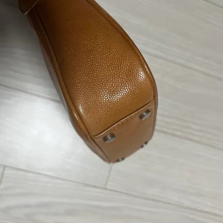 [BUNJANG] Minitmute Baton Micro Camel Handbag / 미닛뮤트 바톤 마이크로 카멜