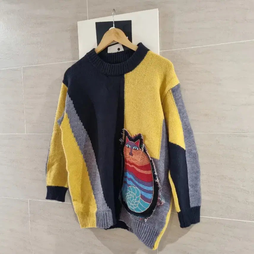 [BUNJANG] Cat Patchwork Knit Sweater / 고양이 패치워크 니트 스웨터