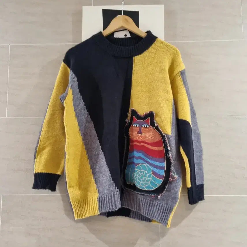 [BUNJANG] Cat Patchwork Knit Sweater / 고양이 패치워크 니트 스웨터